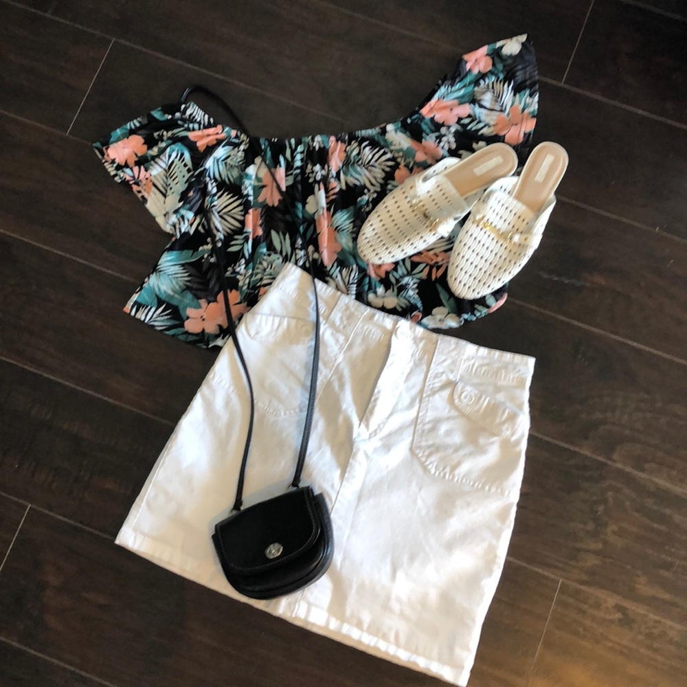 My Style, white cotton skort.